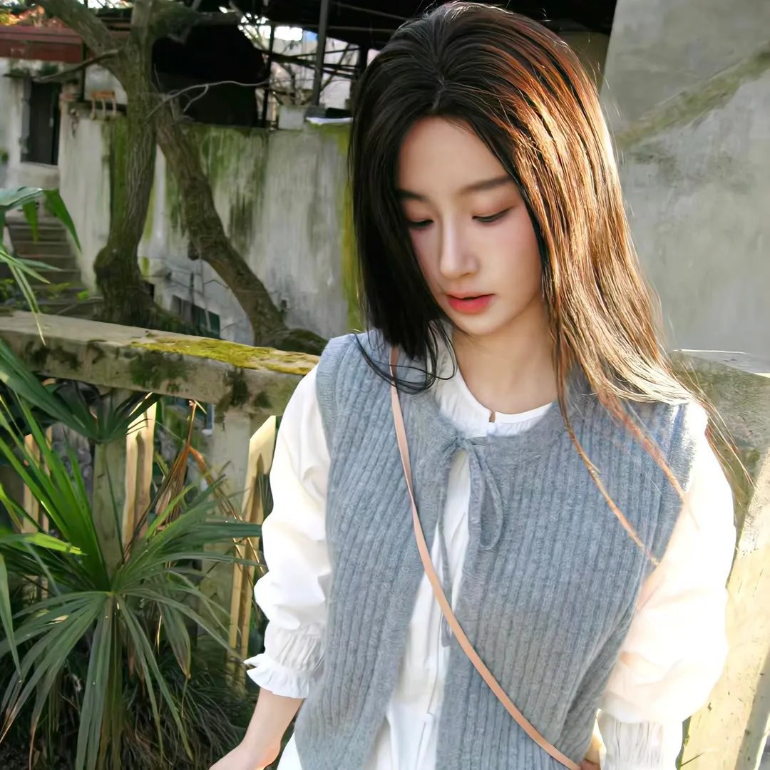 叔比狗:尼斯湖大水怪